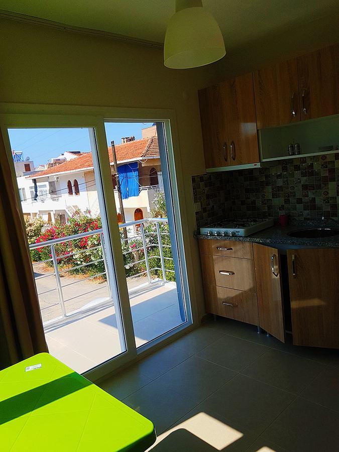 Ata Apart Hotels Ürkmez Екстериор снимка