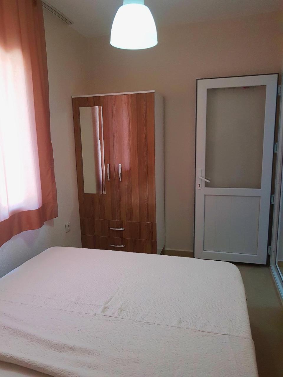 Ata Apart Hotels Ürkmez Екстериор снимка