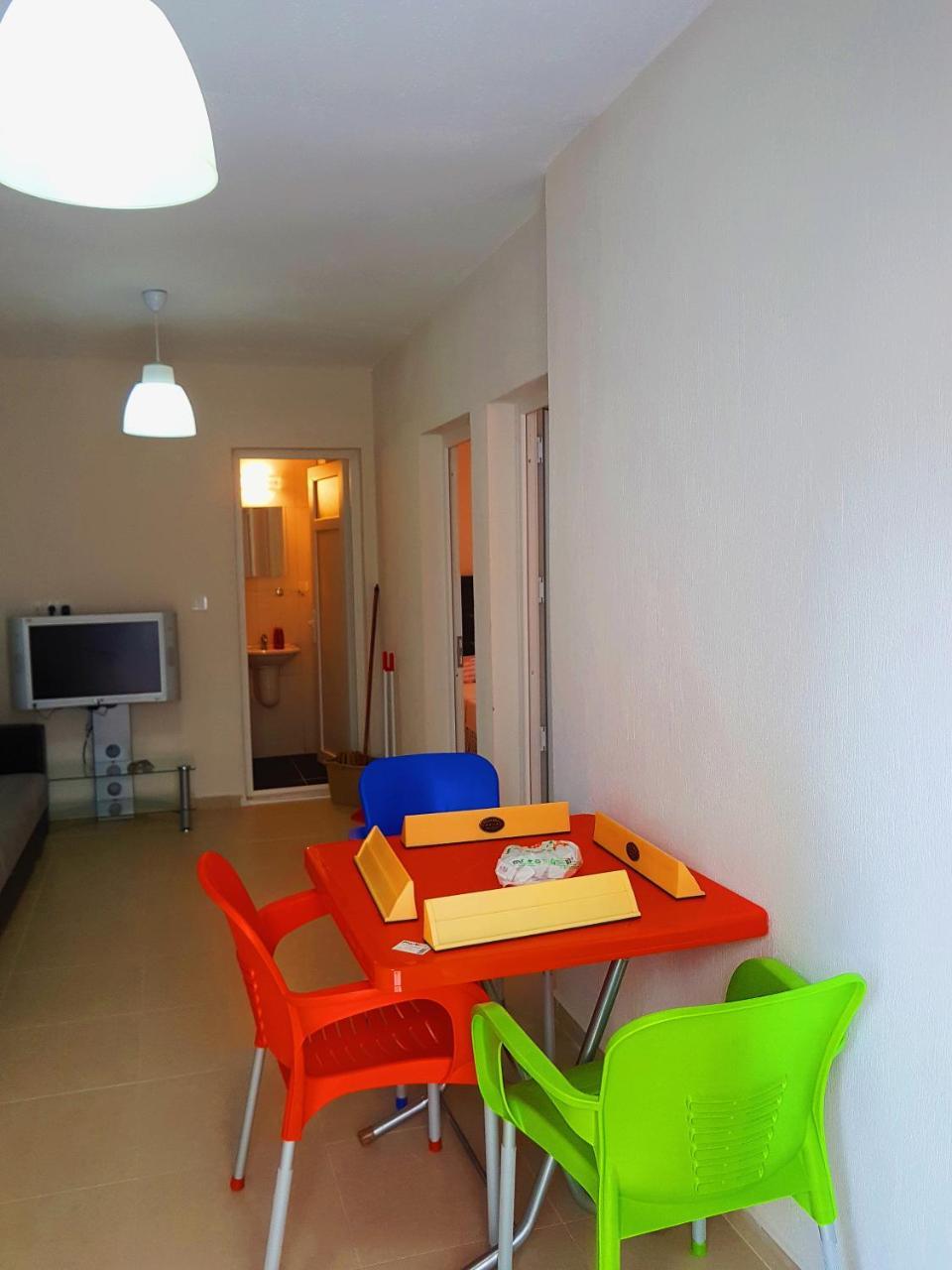 Ata Apart Hotels Ürkmez Екстериор снимка